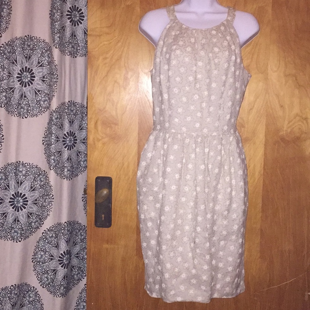 Floral Cream Tevrow + Chase Dress Size 2